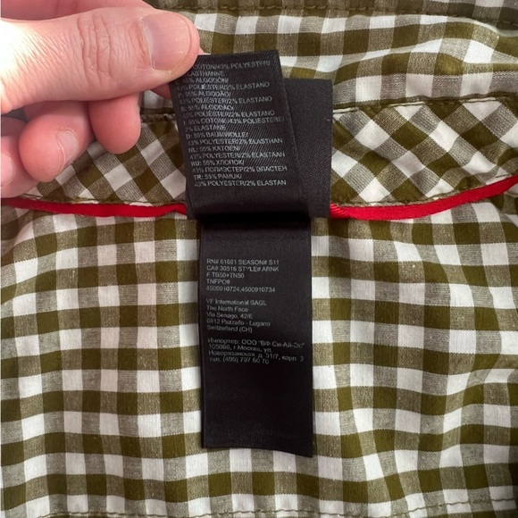 The North Face Men's Green Checkered Shirt Button Down Size Small - Picture 9 of 10